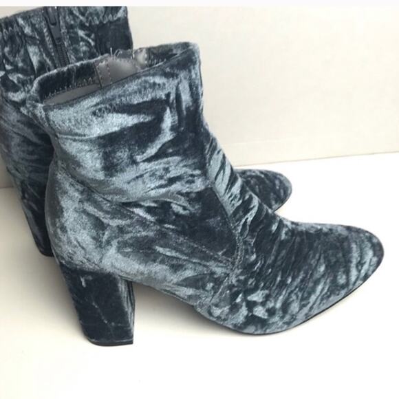 Steve Madden Women's Blue Irven Ankle Boots - Picture 2 of 5